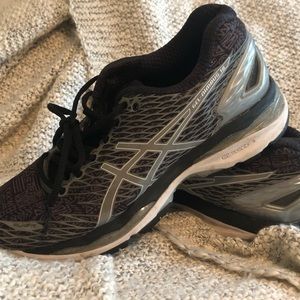 ASICS - Gel Nimbus 18 - Sz 7